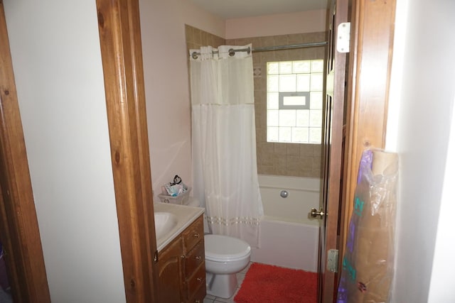 4914 W State Route 113, Kankakee, IL 60901 - bathroom featuring vanity and shower / tub combo with curtain