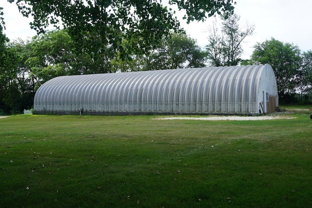 4914 W State Route 113, Kankakee, IL 60901 - view of grassy yard featuring an outbuilding