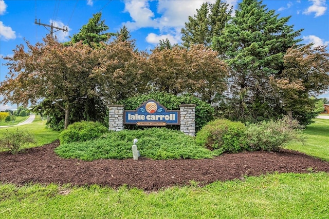 31-58 Wakonda Dr, Lake Carroll, IL 61046 - community sign with a lawn