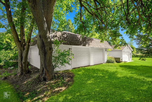 19228 W Quail Ct, Elwood, IL 60421 - view of grassy yard with an outdoor structure