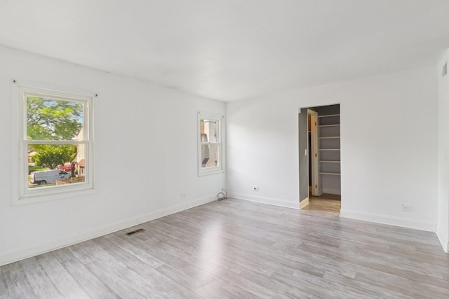 822 Texas Ct, Carol Stream, IL 60188 - spare room featuring light wood finished floors