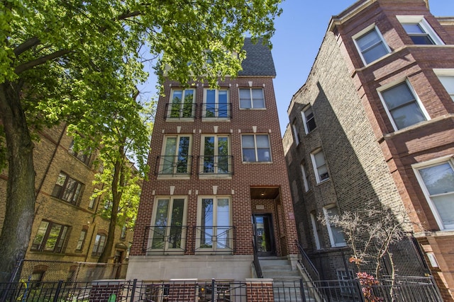 3938 N Southport Ave Unit G, Chicago, IL 60613 - view of building exterior
