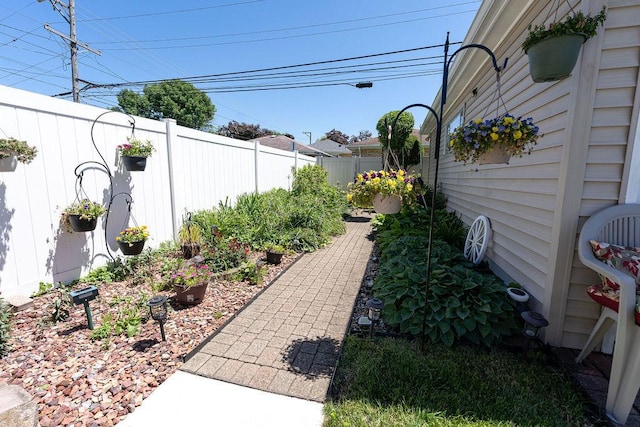 8805 S California Ave, Evergreen Park, IL 60805 - view of yard