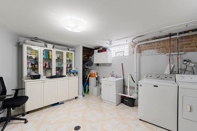 8313 W Ballard Rd, Niles, IL 60714 - below grade area with washer and dryer