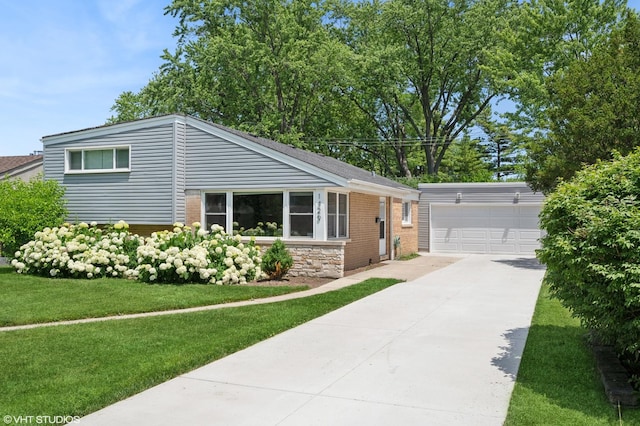 1429 Ferndale Ave, Highland Park, IL 60035 - view of front of house featuring a front yard and stone siding