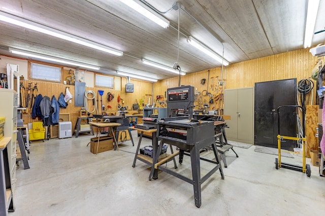 1422 Pier Dr, Lake Summerset, IL 61019 - miscellaneous room featuring a workshop area, electric panel, and concrete flooring
