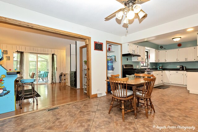 12306 Roger Rd, Woodstock, IL 60098 - photo 8