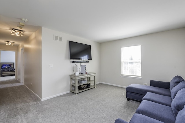 1650 Natures Way, Lindenhurst, IL 60046 - carpeted living area featuring baseboards