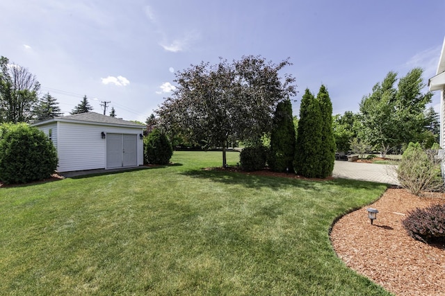 1650 Natures Way, Lindenhurst, IL 60046 - view of green lawn with an outdoor structure