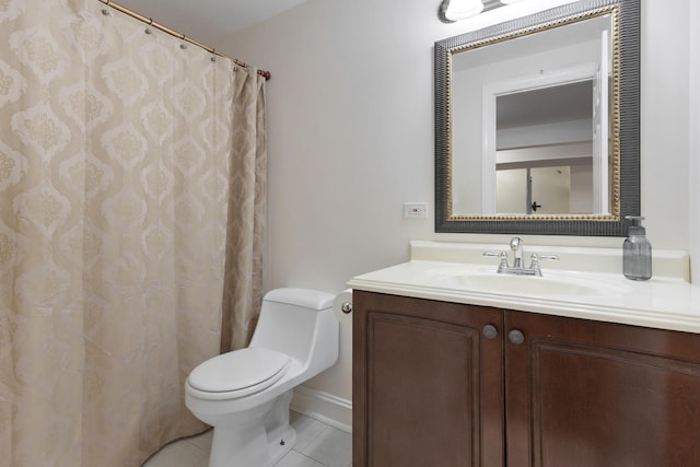 262 Hawk Hollow Dr, Bartlett, IL 60103 - bathroom featuring vanity, tile patterned flooring, and curtained shower