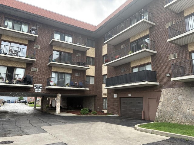 9520 Mayfield Ave Unit 202, Oak Lawn, IL 60453 - photo 1