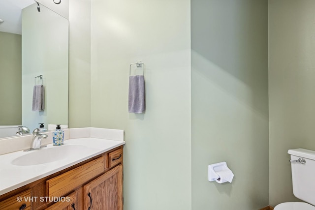 1177 Dovercliff Way, Crystal Lake, IL 60014 - bathroom with toilet and vanity