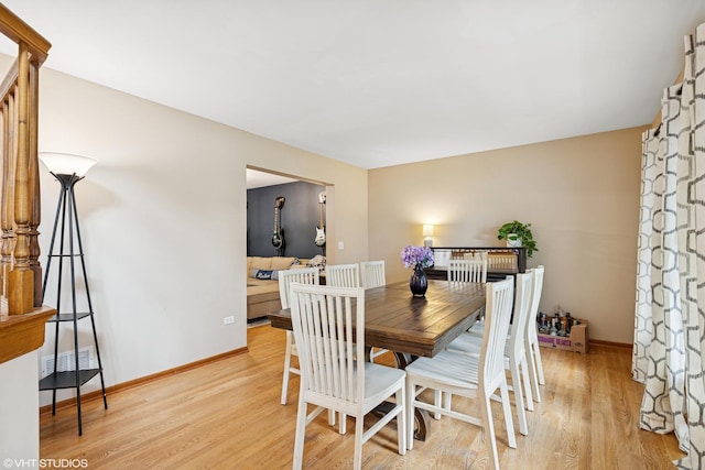 1177 Dovercliff Way, Crystal Lake, IL 60014 - dining space with light wood-style flooring and baseboards