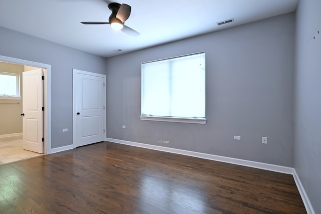 315 N Ridgeland Ave, Elmhurst, IL 60126 - unfurnished bedroom featuring wood finished floors and ceiling fan