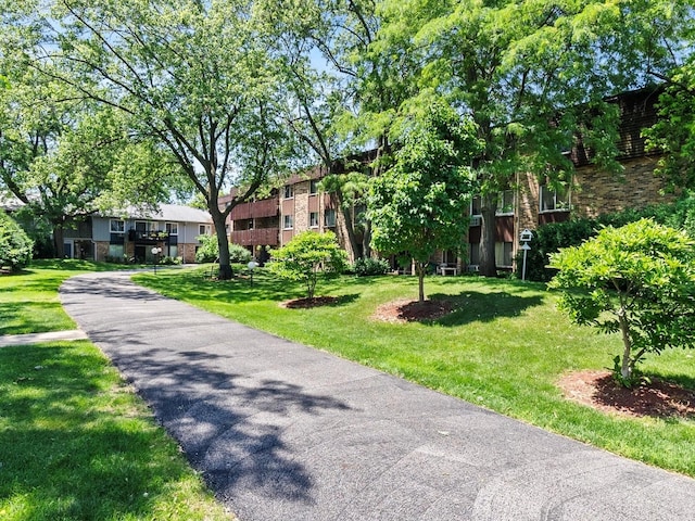 940 E Old Willow Rd Unit 305, Prospect Heights, IL 60070 - view of home's community with a lawn