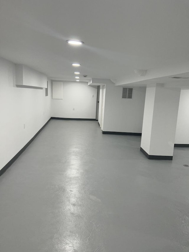 1122 N Mason Ave, Chicago, IL 60651 - finished basement featuring baseboards
