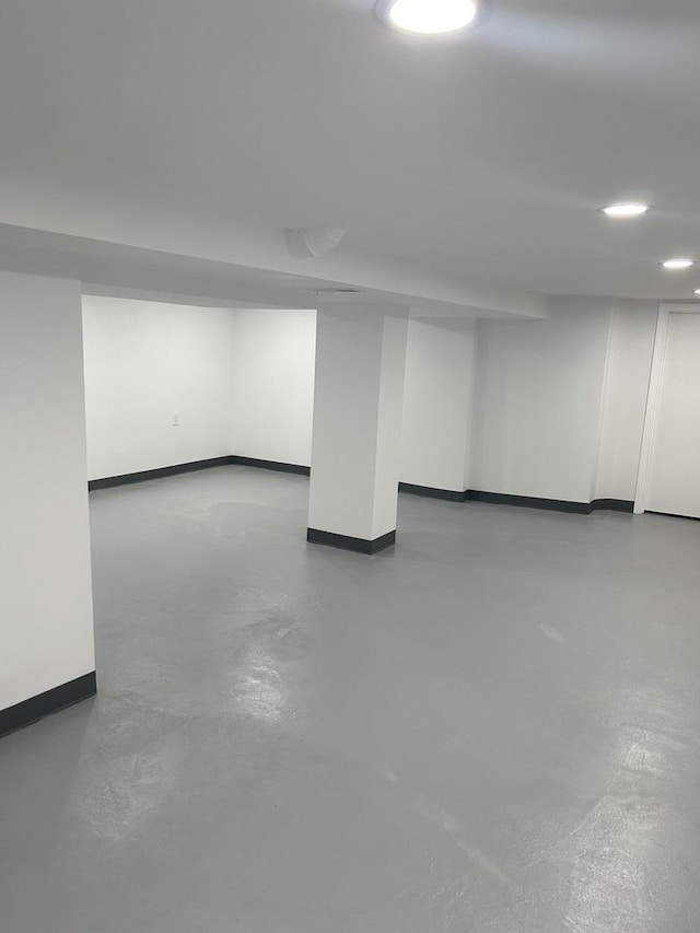 1122 N Mason Ave, Chicago, IL 60651 - finished basement with baseboards