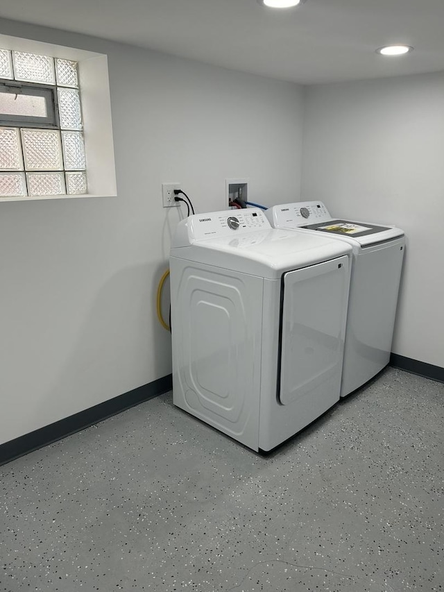 1122 N Mason Ave, Chicago, IL 60651 - laundry room featuring separate washer and dryer and recessed lighting