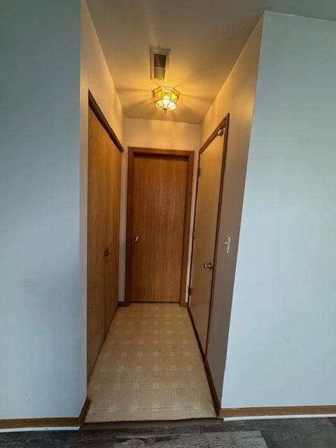 923 E Savannah Dr, Romeoville, IL 60446 - hallway with baseboards