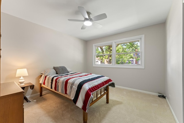 6S184 Lakewood Dr, Naperville, IL 60540 - carpeted bedroom featuring baseboards and a ceiling fan
