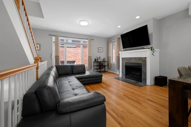 641 S Maple Ave Unit I, Oak Park, IL 60304 - living area featuring a tile fireplace, light wood-type flooring, and recessed lighting