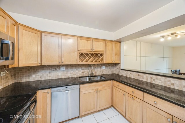 414 Clinton Pl Unit 302, River Forest, IL 60305 - photo 5