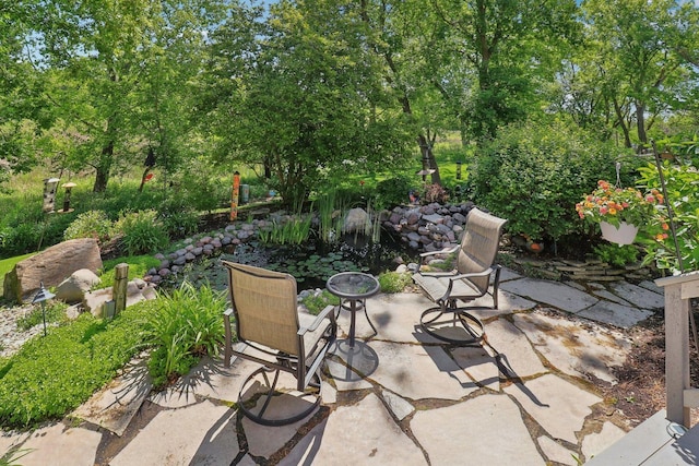 305 Buckingham Dr, Algonquin, IL 60102 - view of patio / terrace