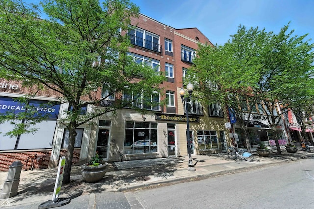 4736 N Lincoln Ave Unit 4, Chicago, IL 60625 - view of property