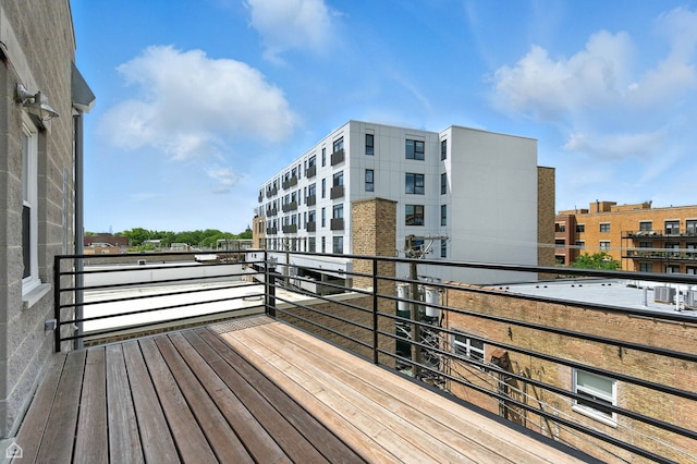 4736 N Lincoln Ave Unit 4, Chicago, IL 60625 - view of wooden deck