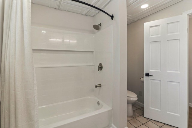 2642 N 3739th Rd, Sheridan, IL 60551 - bathroom with shower / bath combo with shower curtain and tile patterned flooring
