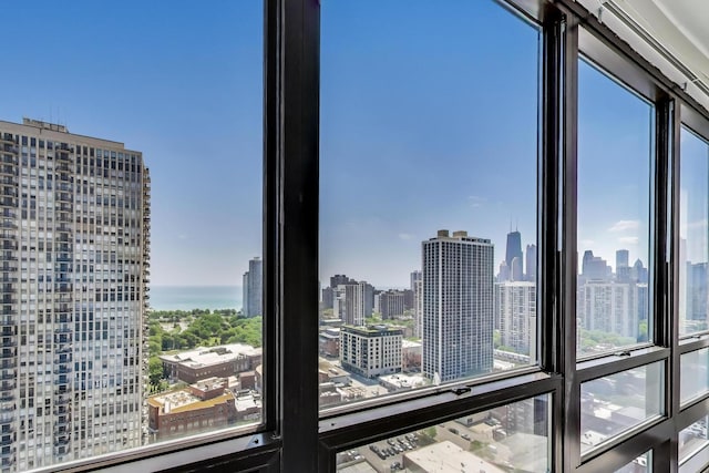 1636 N Wells St Unit 3007, Chicago, IL 60614 - detailed view of skyline