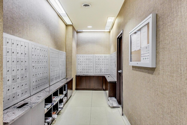 1636 N Wells St Unit 3007, Chicago, IL 60614 - view of community with mail area