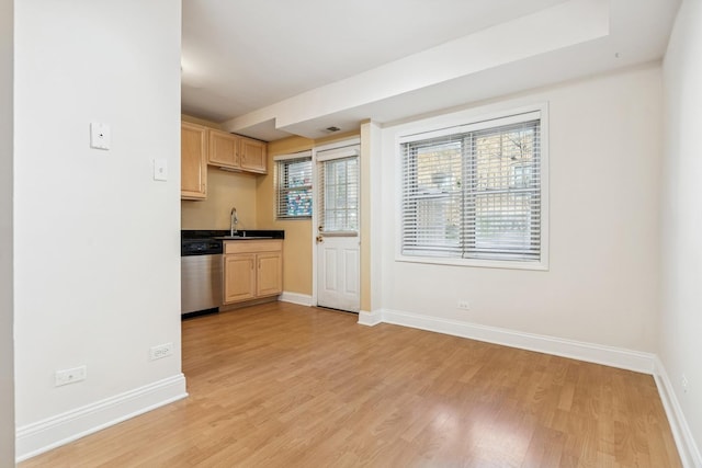 7501 N Damen Ave Unit Ag, Chicago, IL 60645 - photo 6