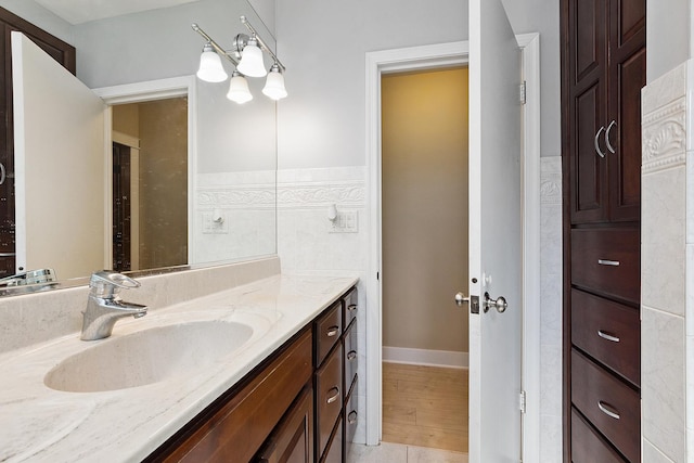 2125 Collett Ln, Flossmoor, IL 60422 - bathroom with vanity