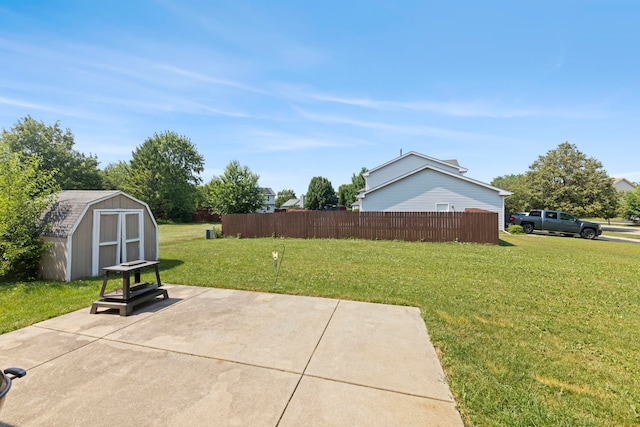 944 W Briarcliff Rd, Bolingbrook, IL 60440 - view of yard with a patio and a shed