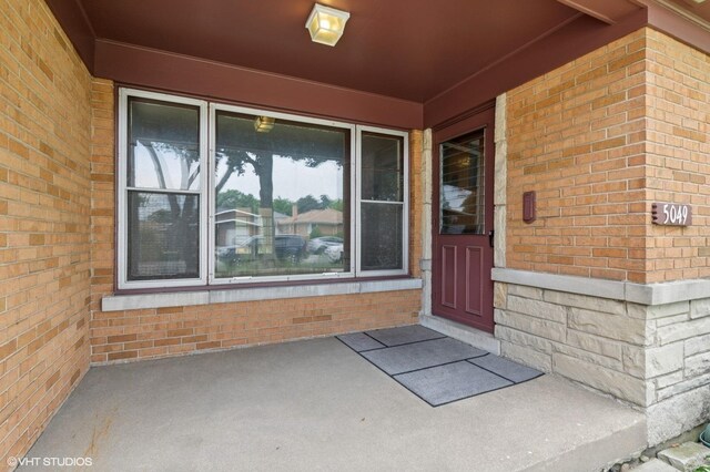 5049 Birchwood Ave, Skokie, IL 60077 - photo 24