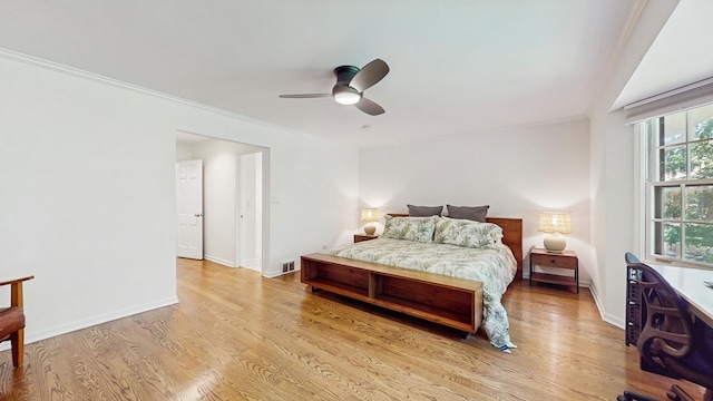 39 Keswick Ct, Lincolnshire, IL 60069 - bedroom featuring wood finished floors, a ceiling fan, and ornamental molding