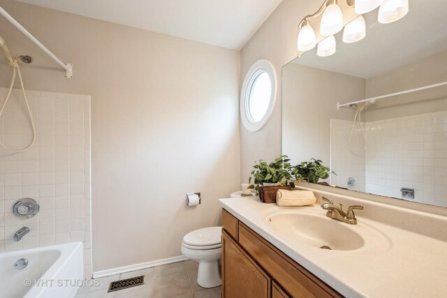 276 Greensboro Ct, Elk Grove Village, IL 60007 - unfurnished bedroom with carpet flooring, a closet, and a ceiling fan