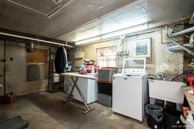 2339 S 61st Ave, Cicero, IL 60804 - basement featuring independent washer and dryer and a sink