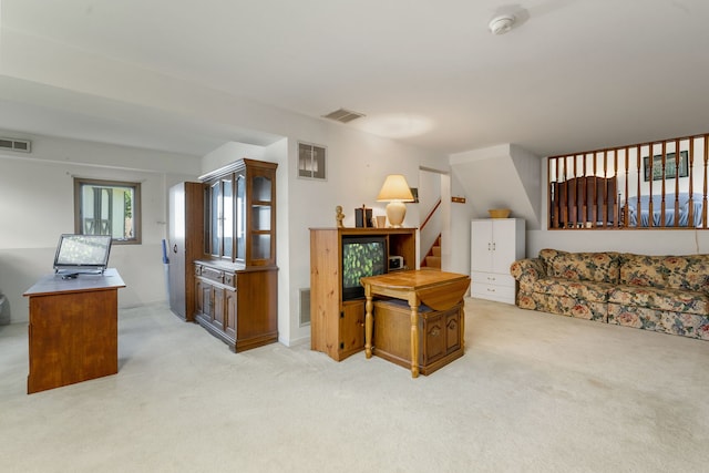 2180 Newport Cir, Hanover Park, IL 60133 - office space featuring light carpet