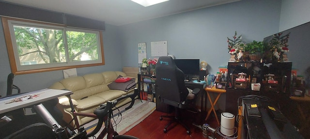 501 Hemlock Ln, Libertyville, IL 60048 - office space featuring wood finished floors