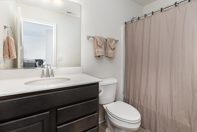 15135 W Quincy Cir, Manhattan, IL 60442 - full bath featuring vanity and a shower with curtain