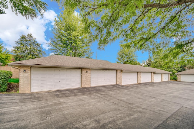 17824 Bernard Dr Unit 3D, Orland Park, IL 60467 - view of garage