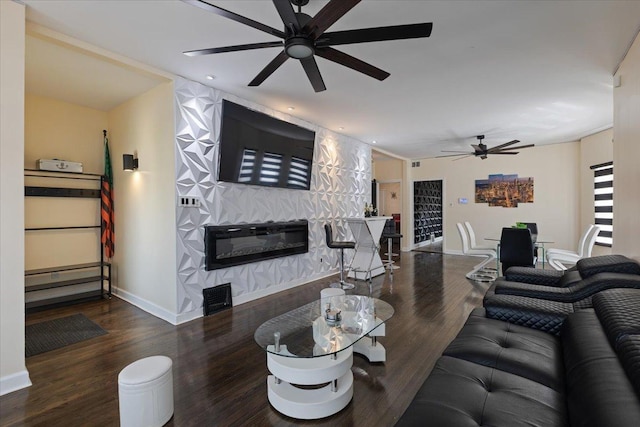821 S 20th Ave, Maywood, IL 60153 - photo 8