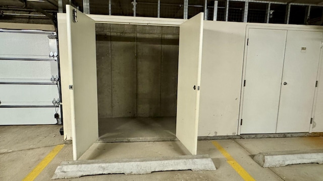 9360 Skokie Blvd Unit 414, Skokie, IL 60077 - view of parking garage