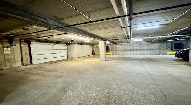 9360 Skokie Blvd Unit 414, Skokie, IL 60077 - view of garage