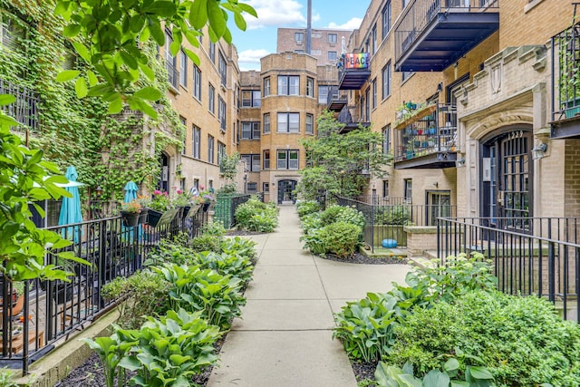 1225 W Greenleaf Ave Unit 3E, Chicago, IL 60626 - surrounding community