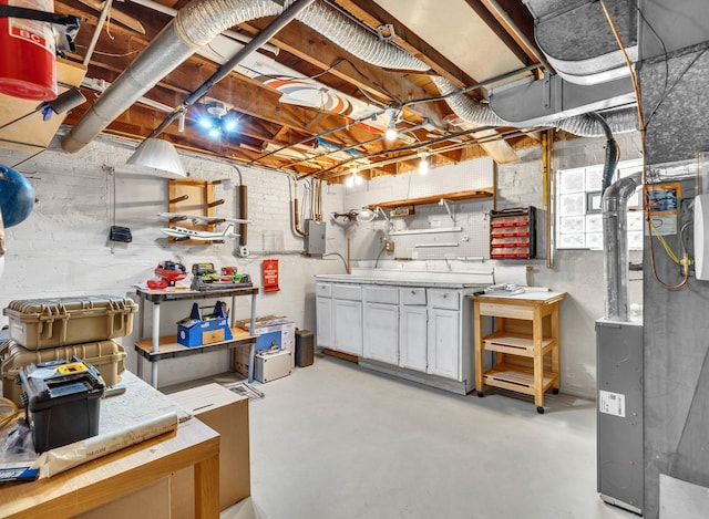3355 N Neva Ave, Chicago, IL 60634 - below grade area featuring a workshop area