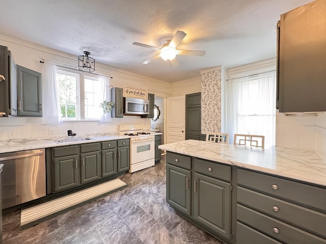 518 E 2nd St, Dixon, IL 61021 - photo 12