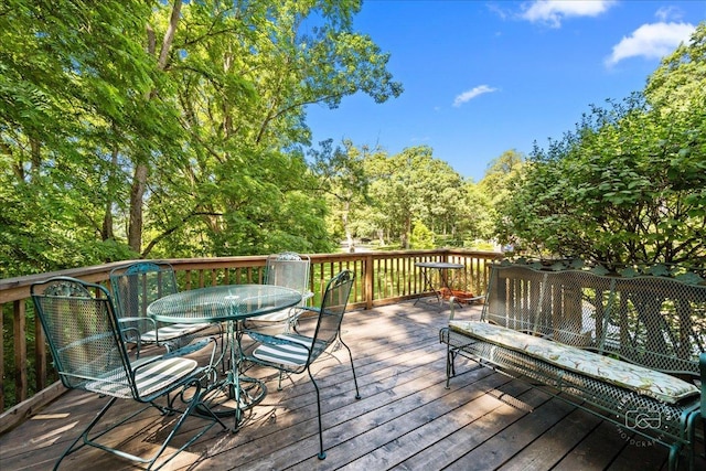42W285 Retreat Ct Unit 2, Saint Charles, IL 60175 - wooden deck featuring outdoor dining area